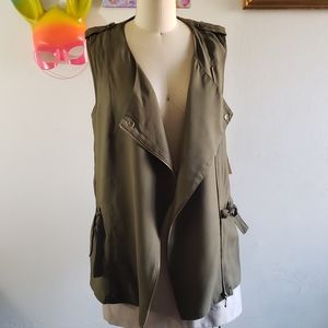 Army green vest with floral embroidery